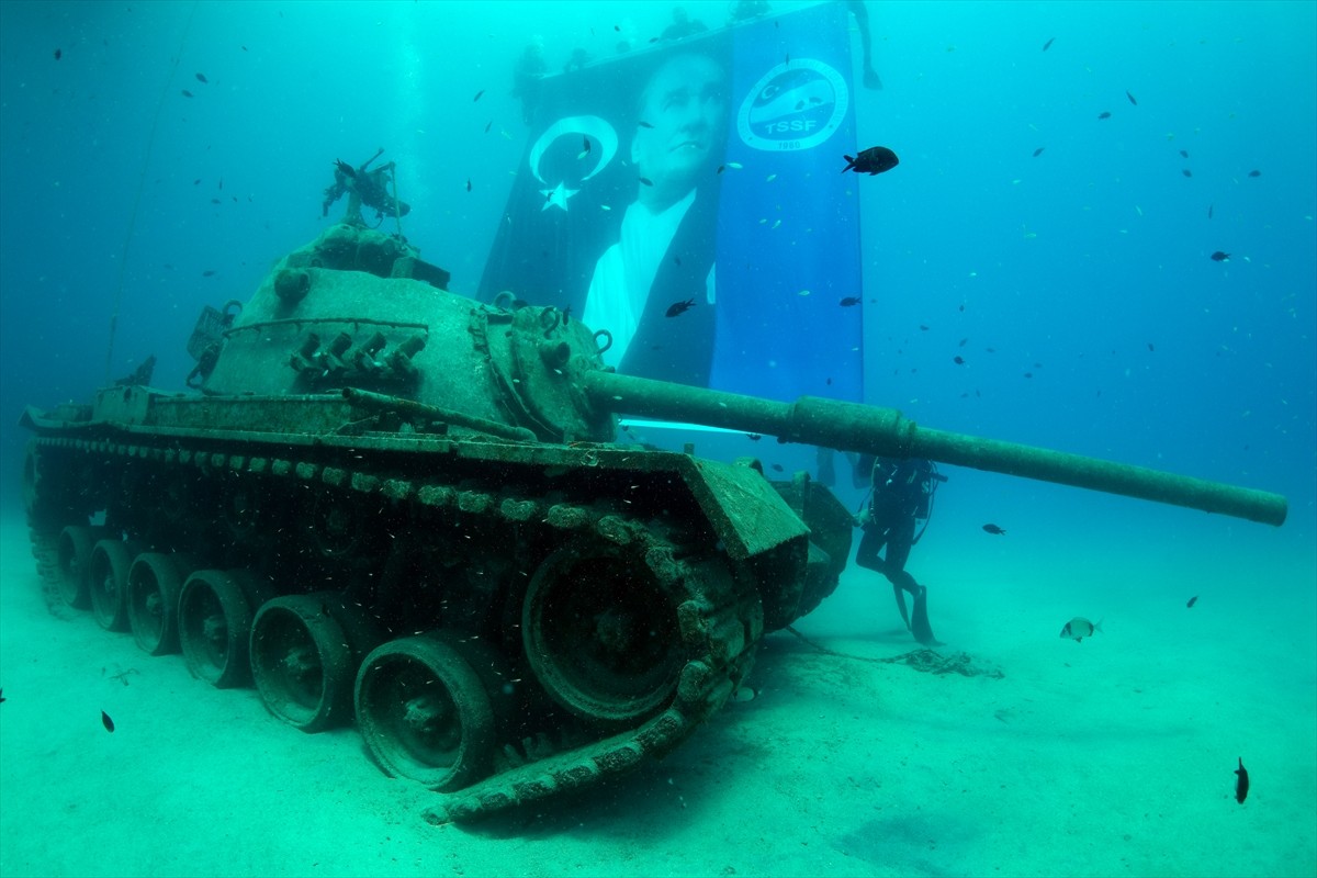 Antalya'nın Kaş ilçesinde 7 yıl önce dönemin Antalya Valisi Münir Karaloğlu'nun öncülüğünde...