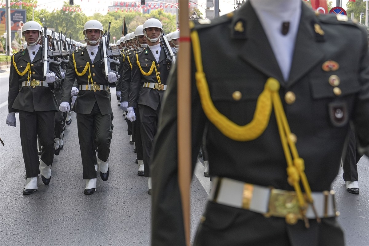 Başkentte, 30 Ağustos Zafer Bayramı kutlama programları kapsamında Türkiye Büyük Millet Meclisi...