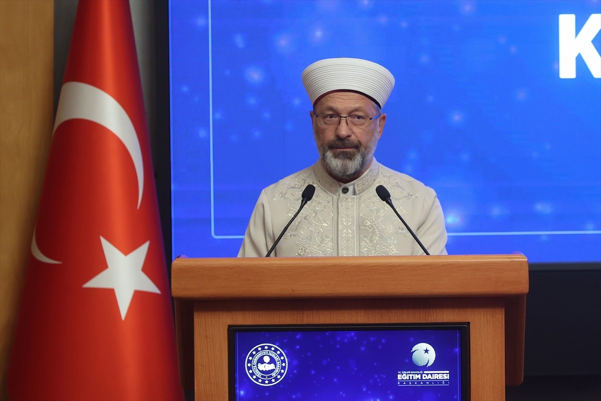 Diyanet İşleri Başkanı Prof. Dr. Ali Erbaş, 109. Dönem Kaymakamlık Kursu'nda eğitimlerine devam...