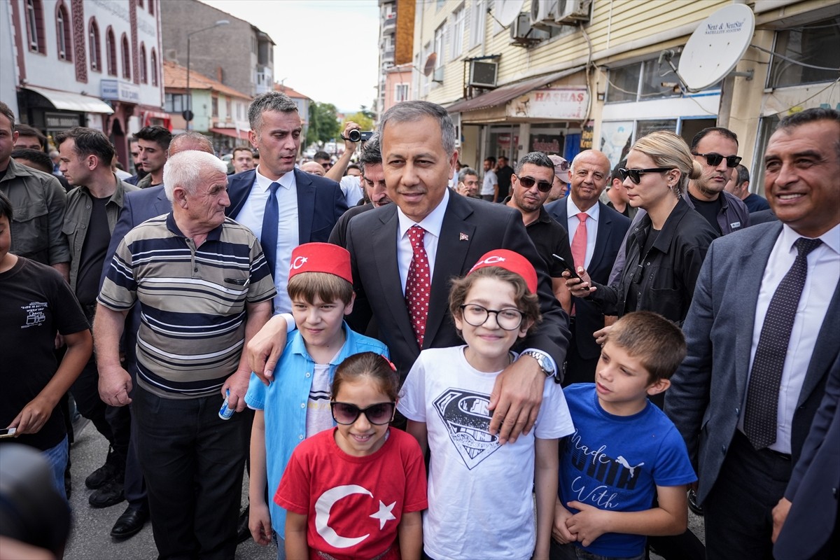 İçişleri Bakanı Ali Yerlikaya, 30 Ağustos Zaferi'nin 102'nci yılı törenlerine katılmak üzere...