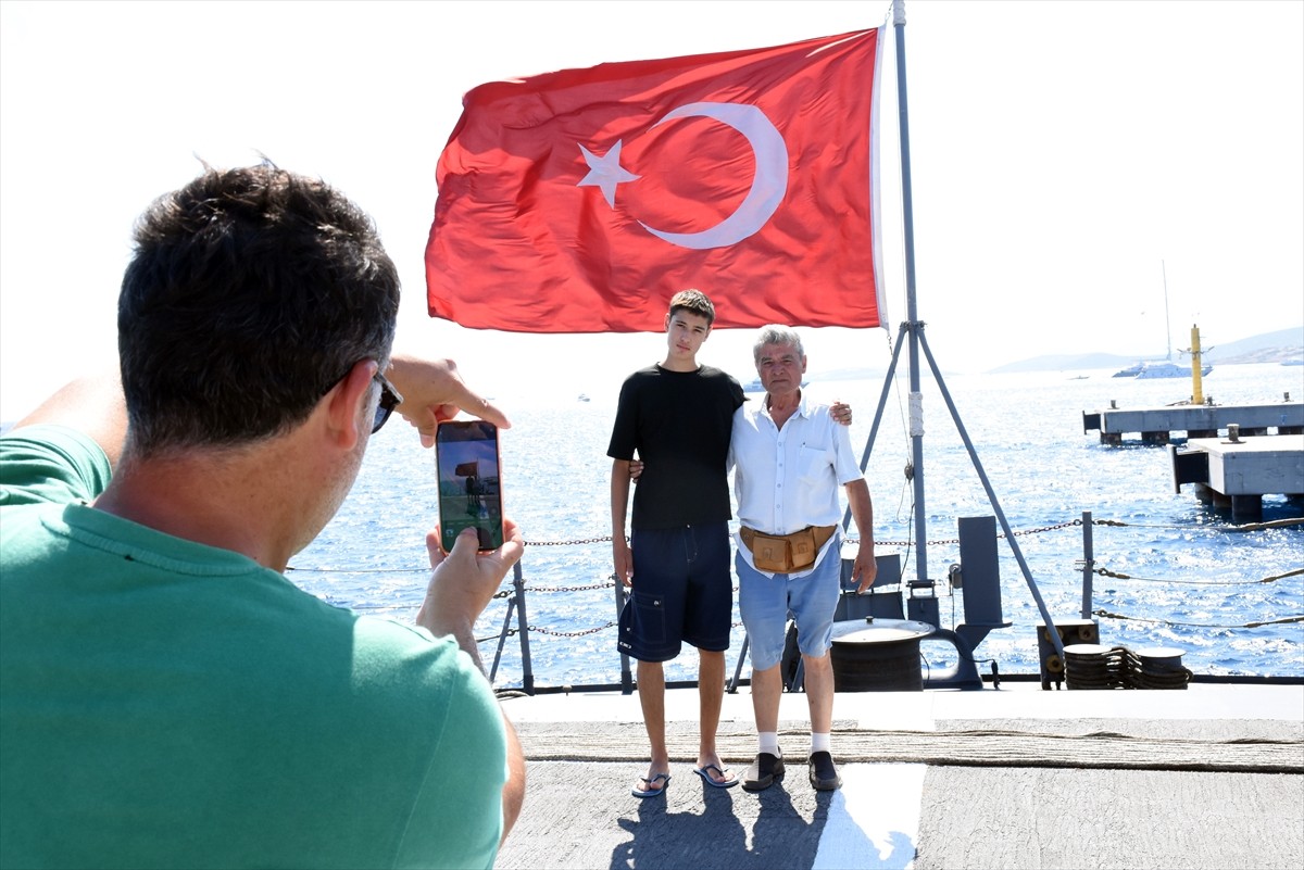 Muğla'nın Marmaris, Bodrum ve Fethiye ilçelerinde, 30 Ağustos Zafer Bayramı ve Türk Silahlı...