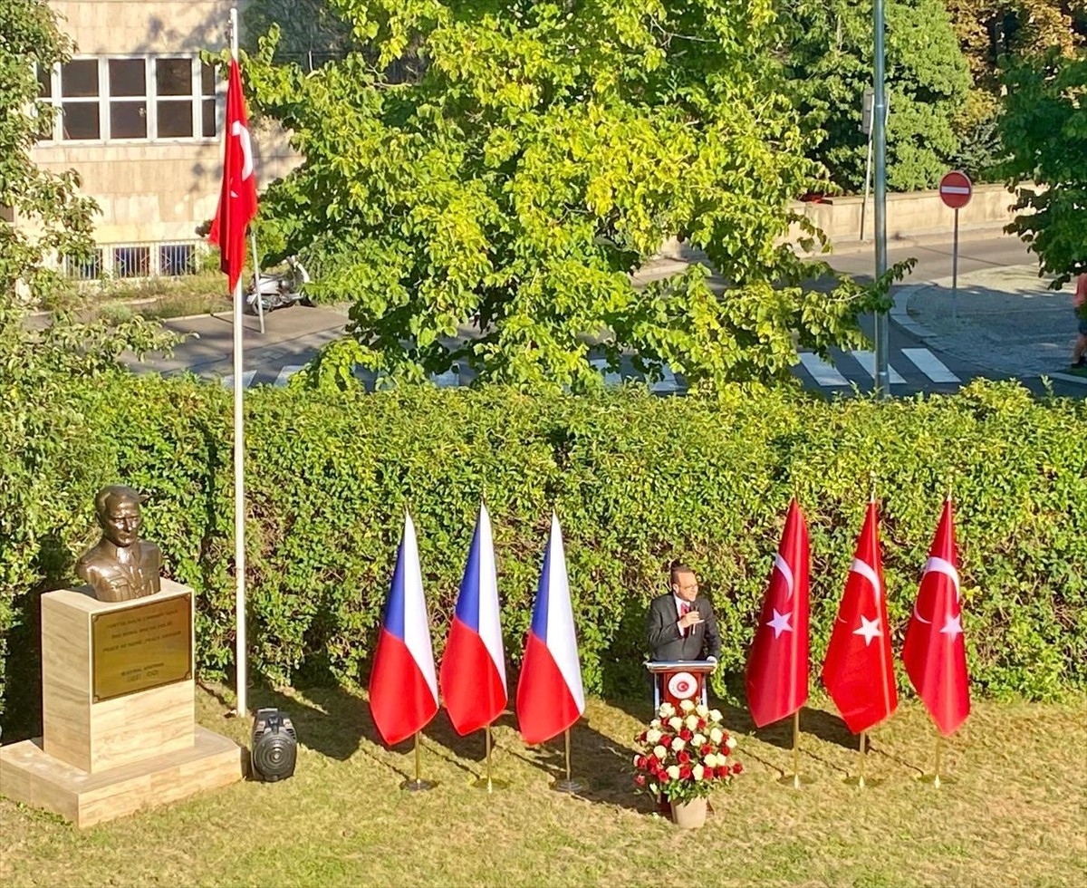 Türkiye’nin Prag Büyükelçiliğinde, 30 Ağustos Zafer Bayramı’nın 102’nci yılı ve Türk Silahlı...