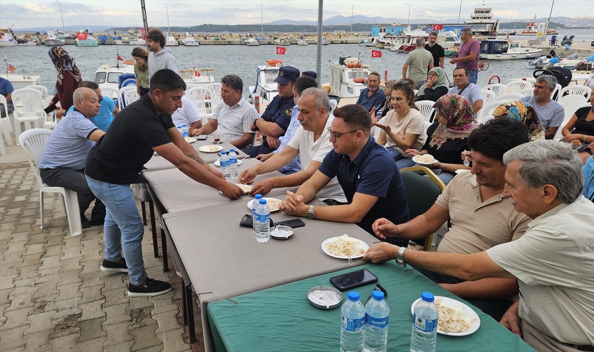 Çanakkale'nin Eceabat ilçesinde, denizlerde av sezonunun 1 Eylül itibarıyla başlayacak olması...