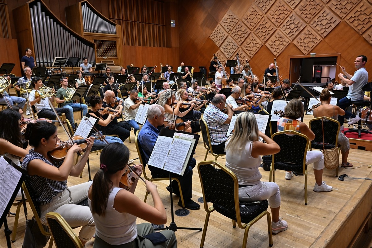 Cumhurbaşkanlığı Senfoni Orkestrası (CSO), Güney Kore Kültür, Spor ve Turizm Bakanlığı'nın özel...