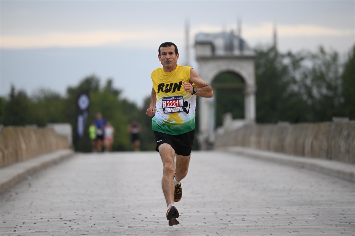 9. Uluslararası Edirne Maratonu koşuldu. Balkan Ülkeleri Dostluk Grubu Gençlik ve Spor Kulübü...