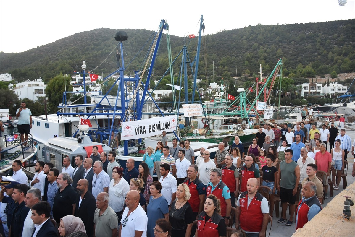 Muğla'nın Bodrum ilçesinde, denizlerde avlanma yasağının 1 Eylül'de sona erecek olması nedeniyle...