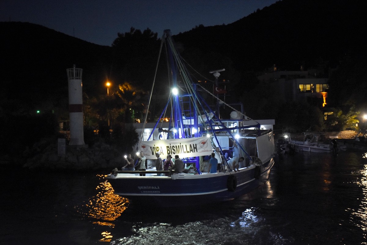 Muğla'nın Bodrum ilçesinde, denizlerde avlanma yasağının 1 Eylül'de sona erecek olması nedeniyle...