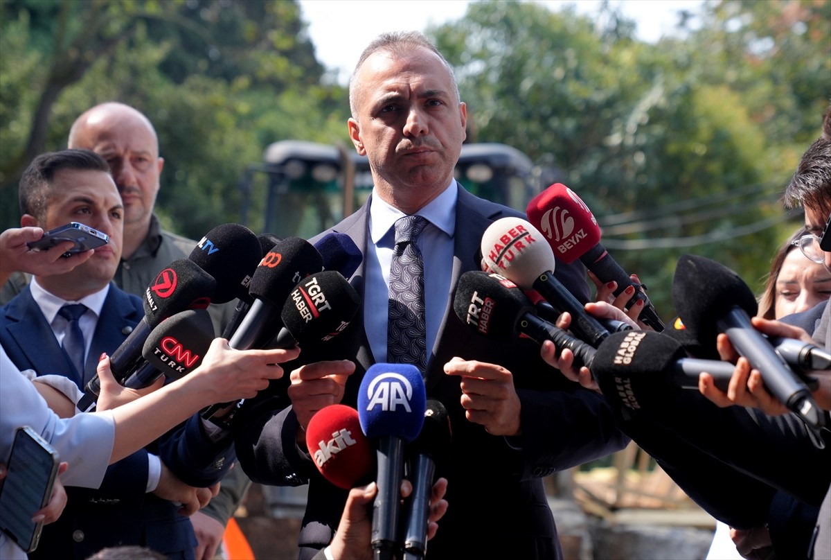 Üsküdar Vaniköy'de Boğaziçi Öngörünüm Bölgesi'nde izinsiz inşa faaliyetlerinin gerçekleştirildiği...