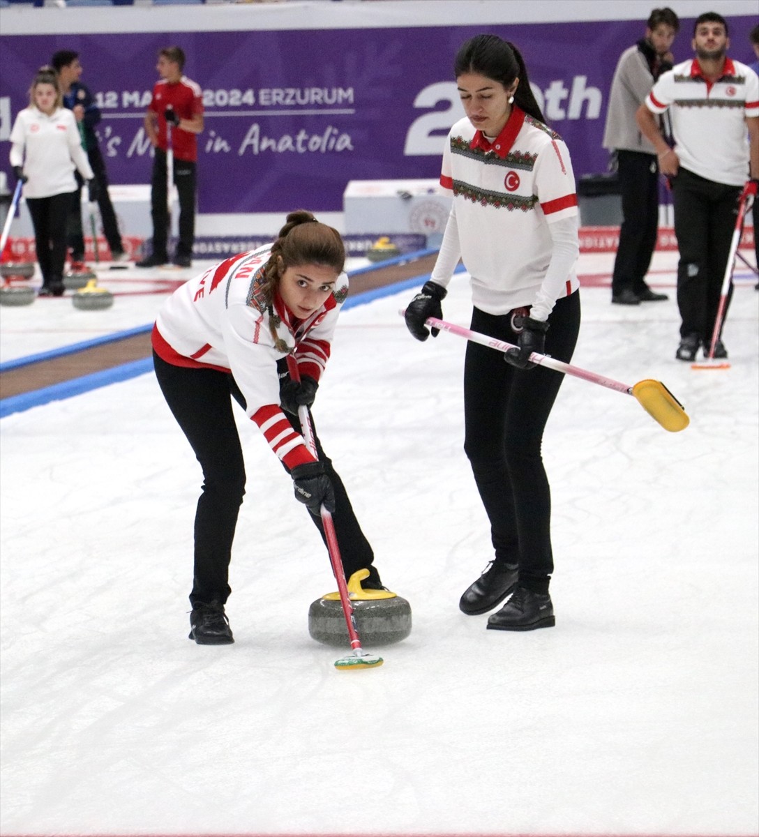 Türkiye Karışık Curling Milli Takımı, iki yıl aradan sonra katılacakları Dünya Karışıklar Curling...