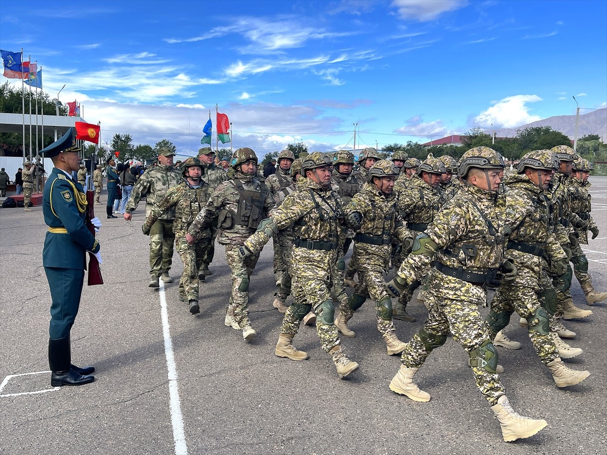 Kırgızistan'da, Kolektif Güvenlik Anlaşması Örgütü (KGAÖ) Toplu Hızlı Mukabele Kuvvetlerinin...