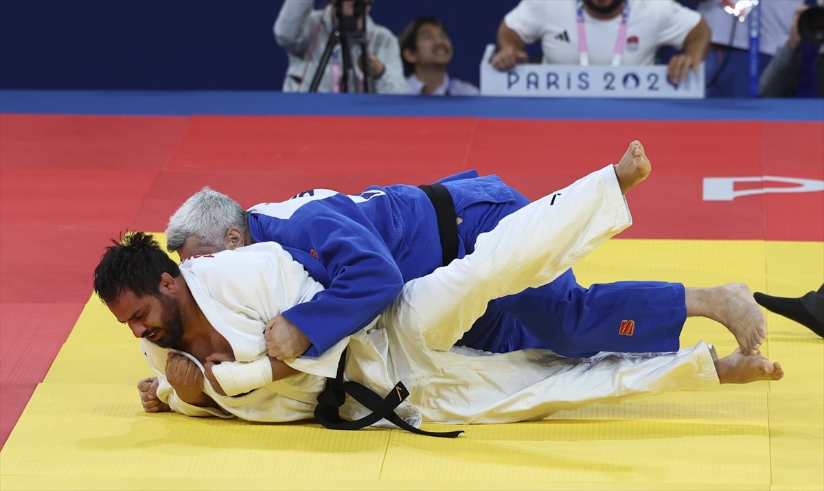 Paris 2024 Paralimpik Oyunları'nda judoda erkekler +90 kilo J2 kategorisinde İbrahim Bölükbaşı...