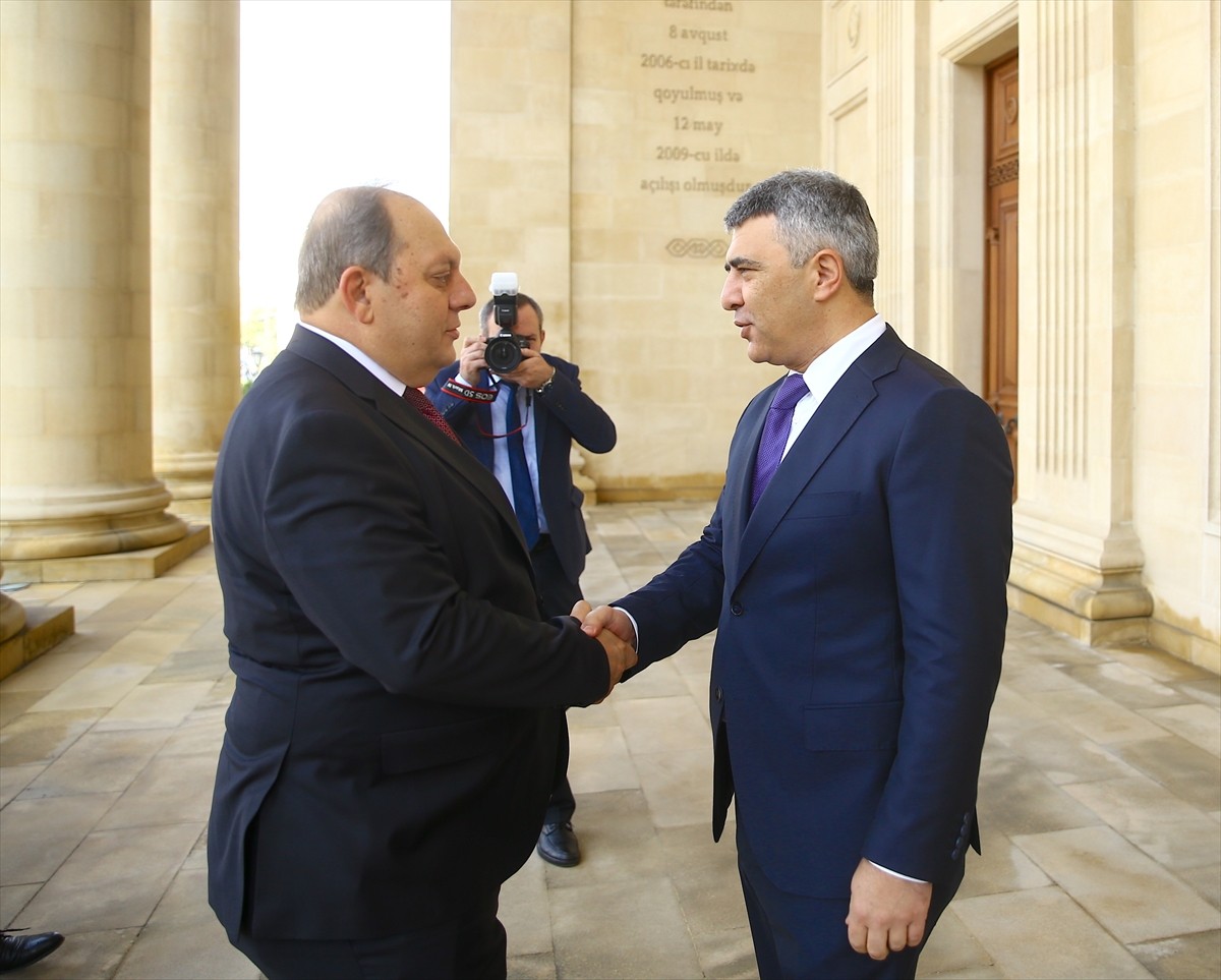 Yargıtay Başkanı Ömer Kerkez (solda), temaslarda bulunmak üzere geldiği Azerbaycan'ın başkenti...