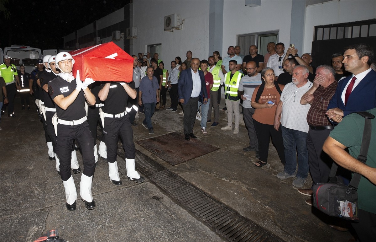 İşgal altındaki Batı Şeria'da İsrail askerlerince öldürülen Ayşenur Ezgi Eygi'nin naaşı Aydın'ın...