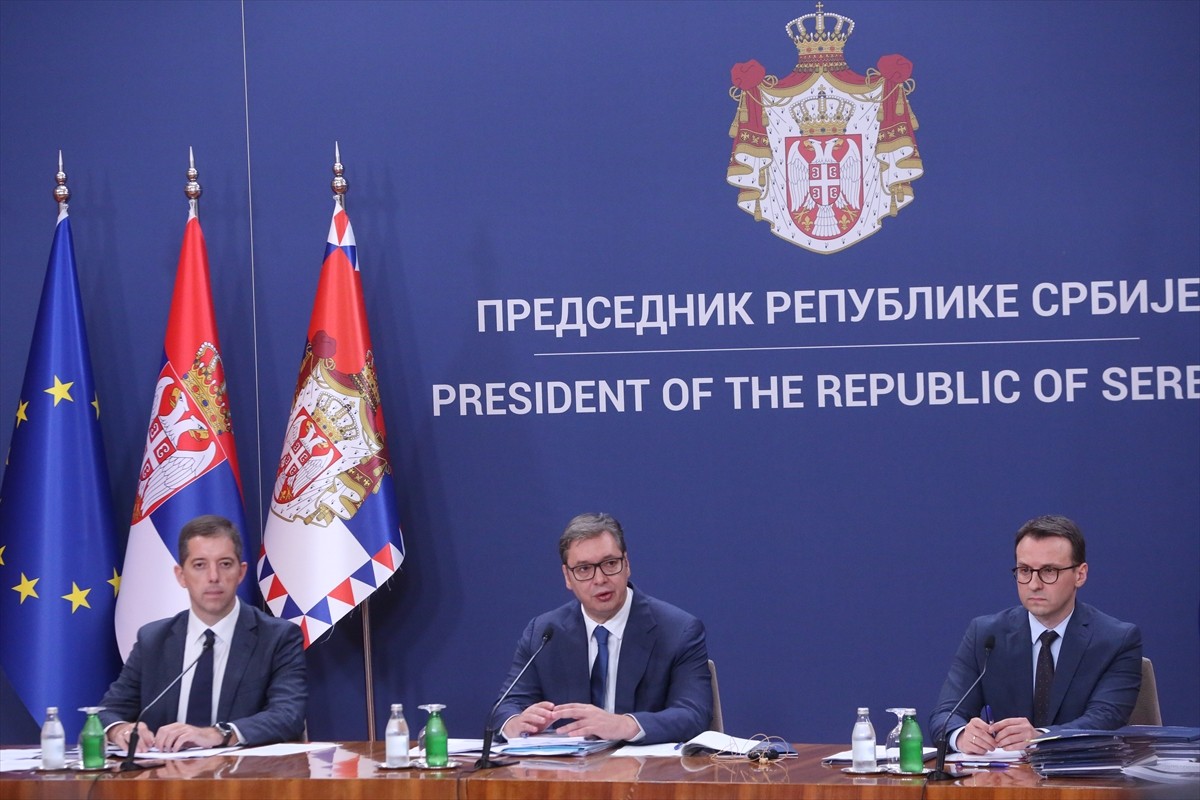 Sırbistan Cumhurbaşkanı Aleksandar Vucic, başkent Belgrad'da düzenlediği basın toplantısında...