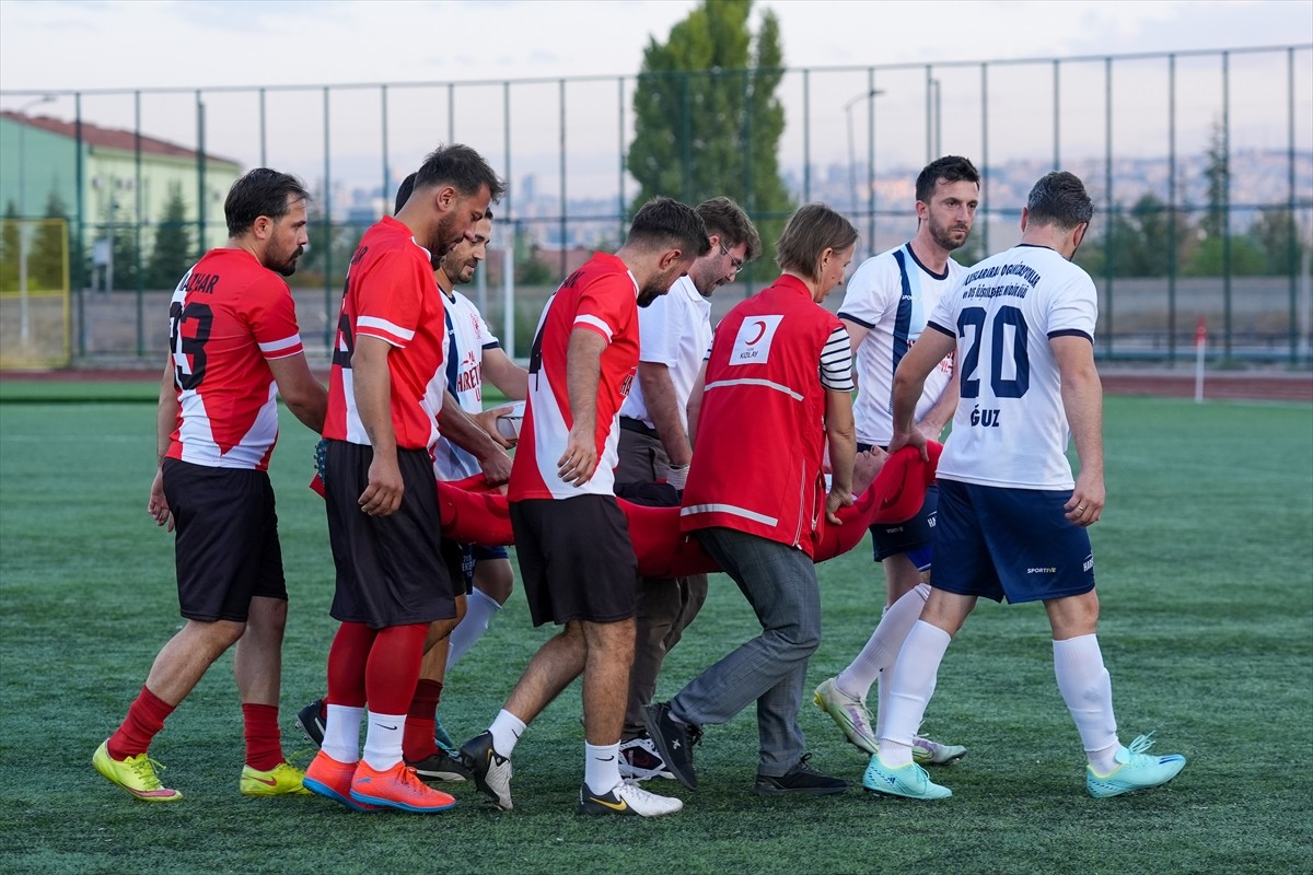 Yenimahalle Hasan Doğan Stadyumu'nda, Bu yıl "Spor ve İlk Yardım" temasıyla kutlanacak Dünya İlk...