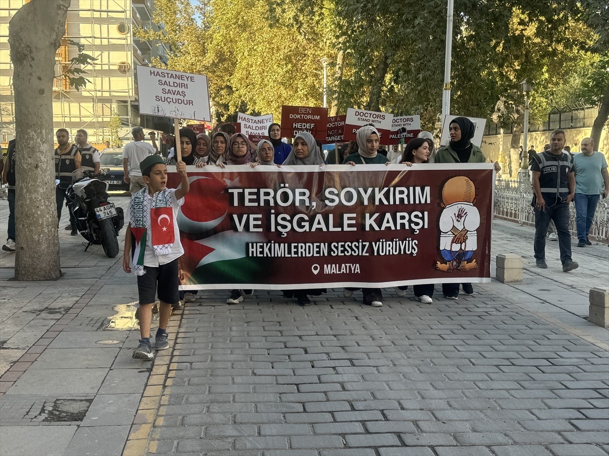 Malatya'da işgal altındaki Batı Şeria'da İsrail askerlerince katledilen Ayşenur Ezgi Eygi için...