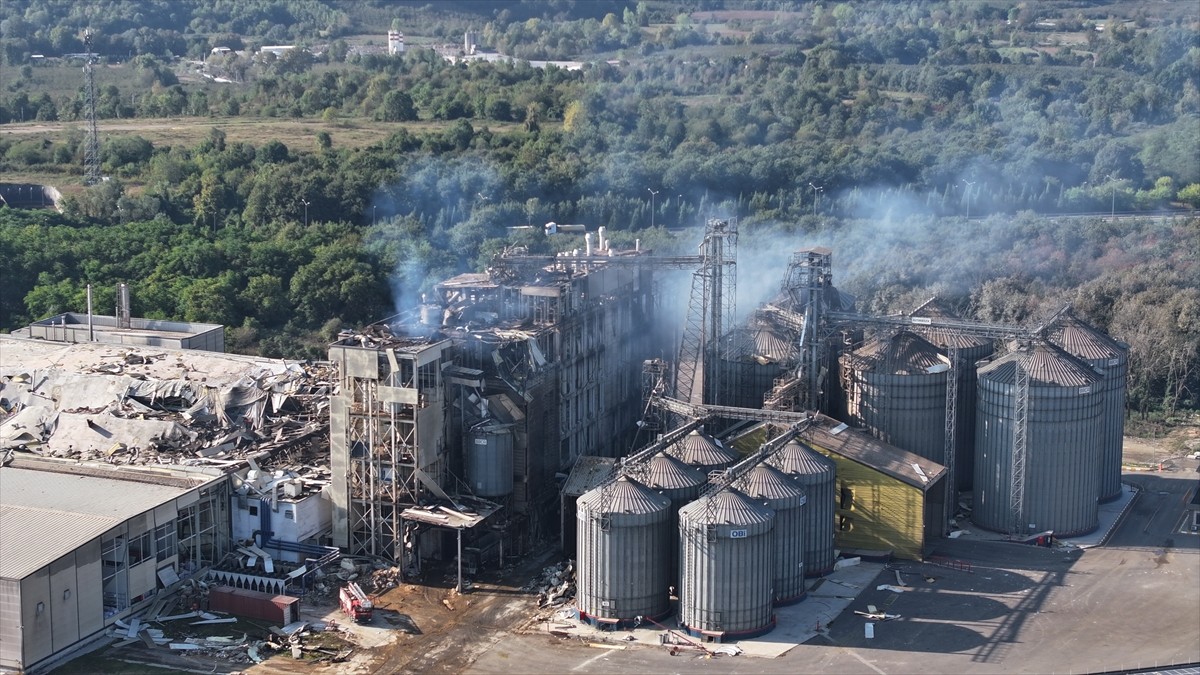 Sakarya'nın Hendek ilçesinde 1 kişinin öldüğü, 30 kişinin yaralandığı makarna fabrikasındaki...