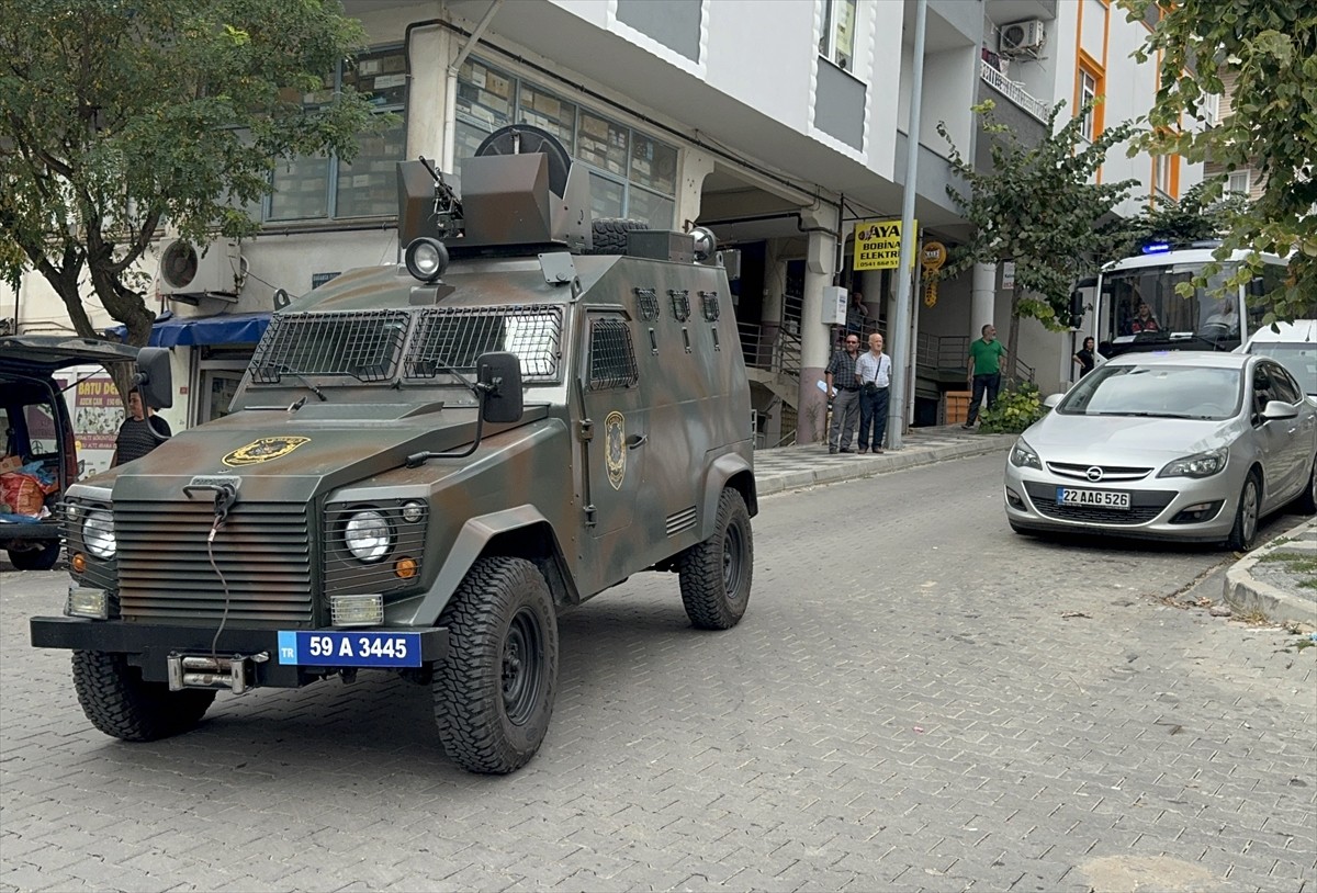 Tekirdağ'ın Malkara ilçesinde 2 yaşındaki bebeğe cinsel istismar suçundan tutuklu iki çocuk zanlı...