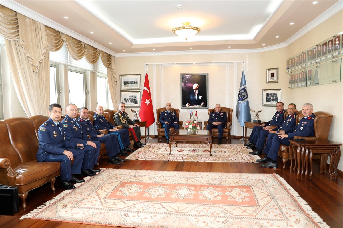 Azerbaycan Hava Kuvvetleri Komutan Vekili Tümgeneral Namig İslamzade ve beraberindeki heyet, Hava...