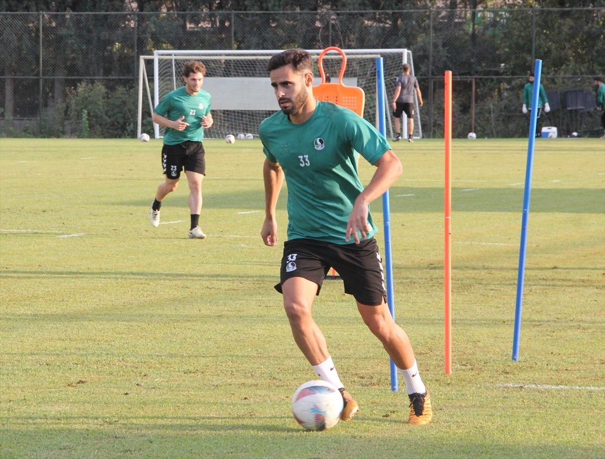 Sakaryaspor, Trendyol 1. Lig'in 6. haftasında deplasmanda MKE Ankaragücü ile oynayacağı...