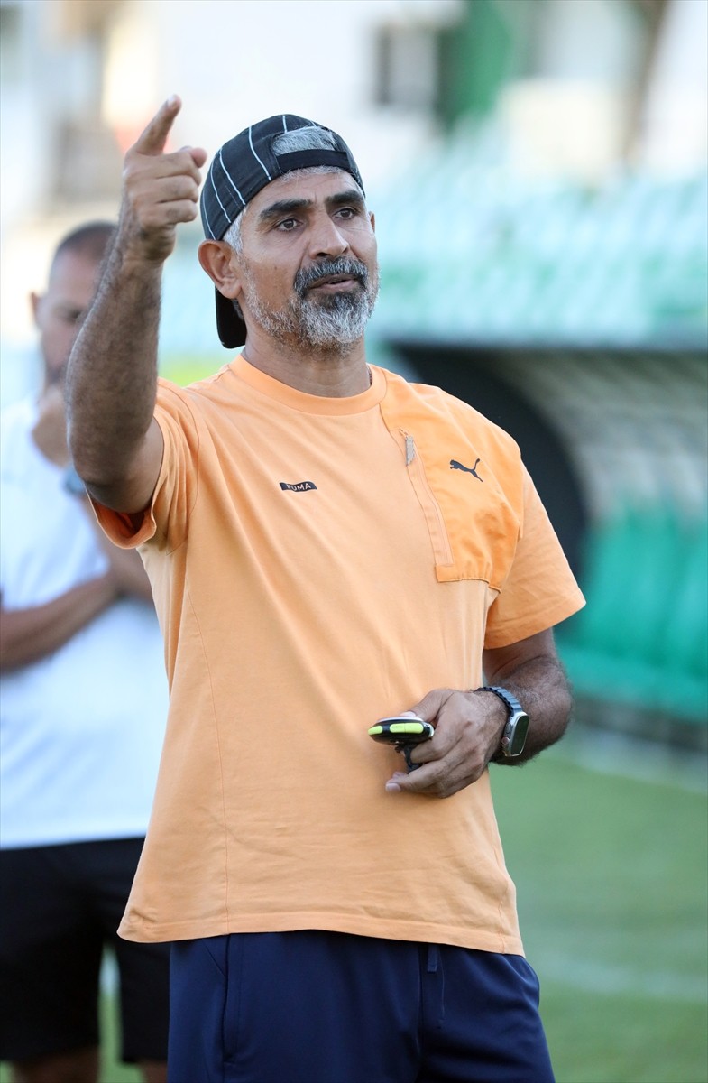 Bodrum Futbol Kulübü Başkanı Fikret Öztürk, oyuncularına güvendiğini ve yeşil-beyazlı ekibin ligin...