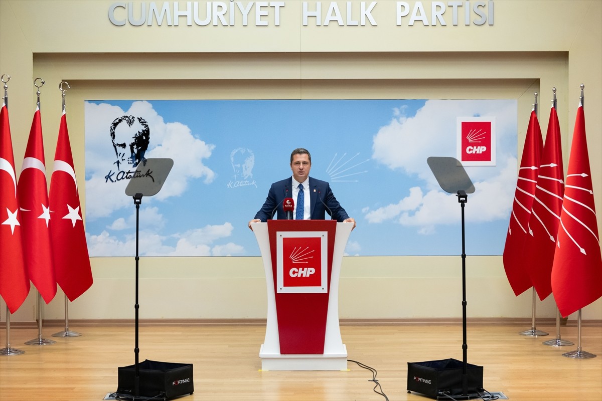 CHP Genel Başkan Yardımcısı ve Parti Sözcüsü Deniz Yücel, Genel Başkan Özgür Özel başkanlığında...