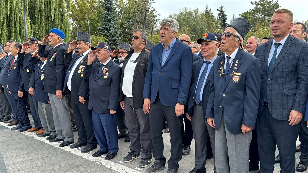  Bolu'da 19 Eylül Gaziler Günü dolayısıyla törenler düzenlendi.