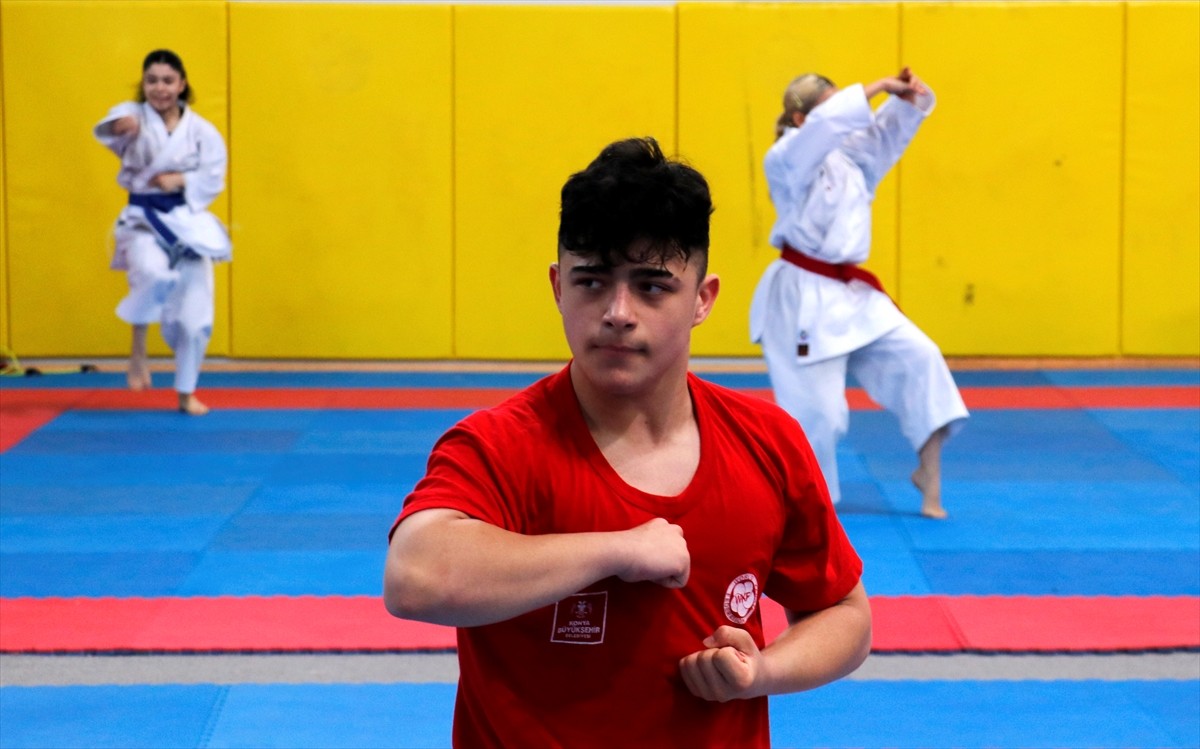 2024 Dünya Ümit, Genç ve 21 Yaş Altı Karate Şampiyonası'nda 42 sporcuyla yer alacak Karate Milli...