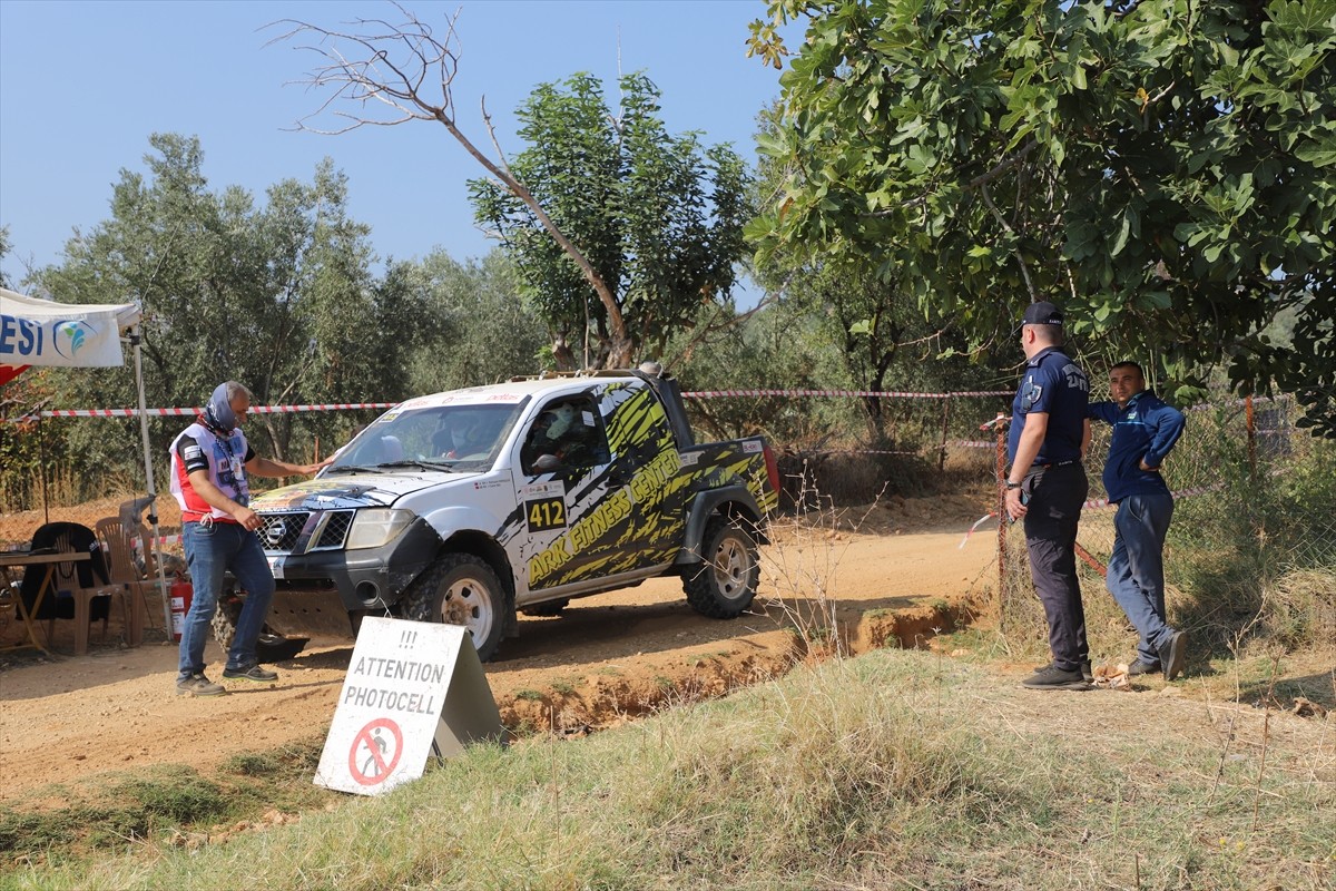 2024 PETLAS Türkiye Offroad Şampiyonası'nın 4. ayak yarışları, Denizli'de start aldı....