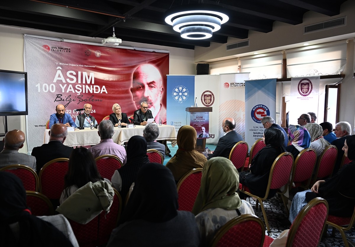 Başkentte, Mehmet Akif Ersoy'un Türk gençliğinin bir simgesi olarak tasvir ettiği "Asım" eserinin...