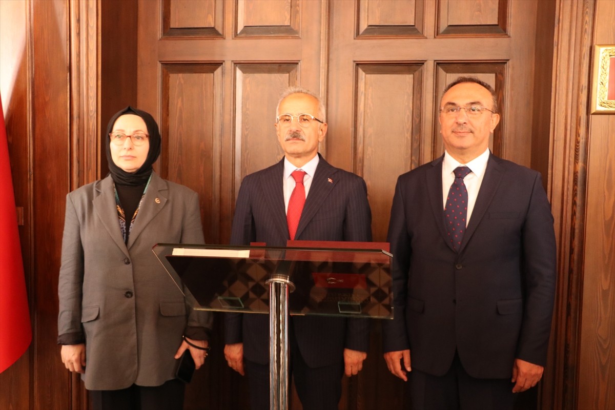  Ulaştırma ve Altyapı Bakanı Abdulkadir Uraloğlu, Tekirdağ'da ziyaretleri kapsamında Kapaklı...