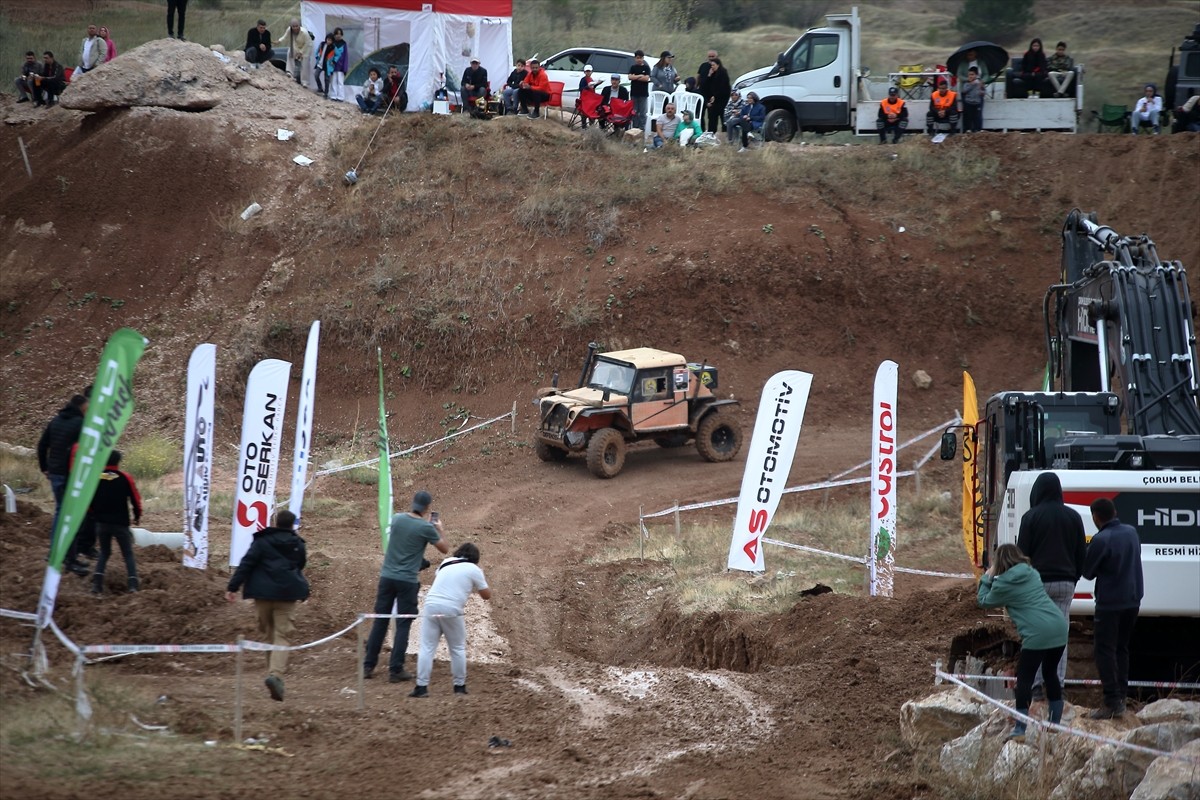 Çorum'da 2. Geleneksel Offroad Oyunları yapıldı. Çorum Belediyesi ve Çorum Offroad Tim Arama ve...