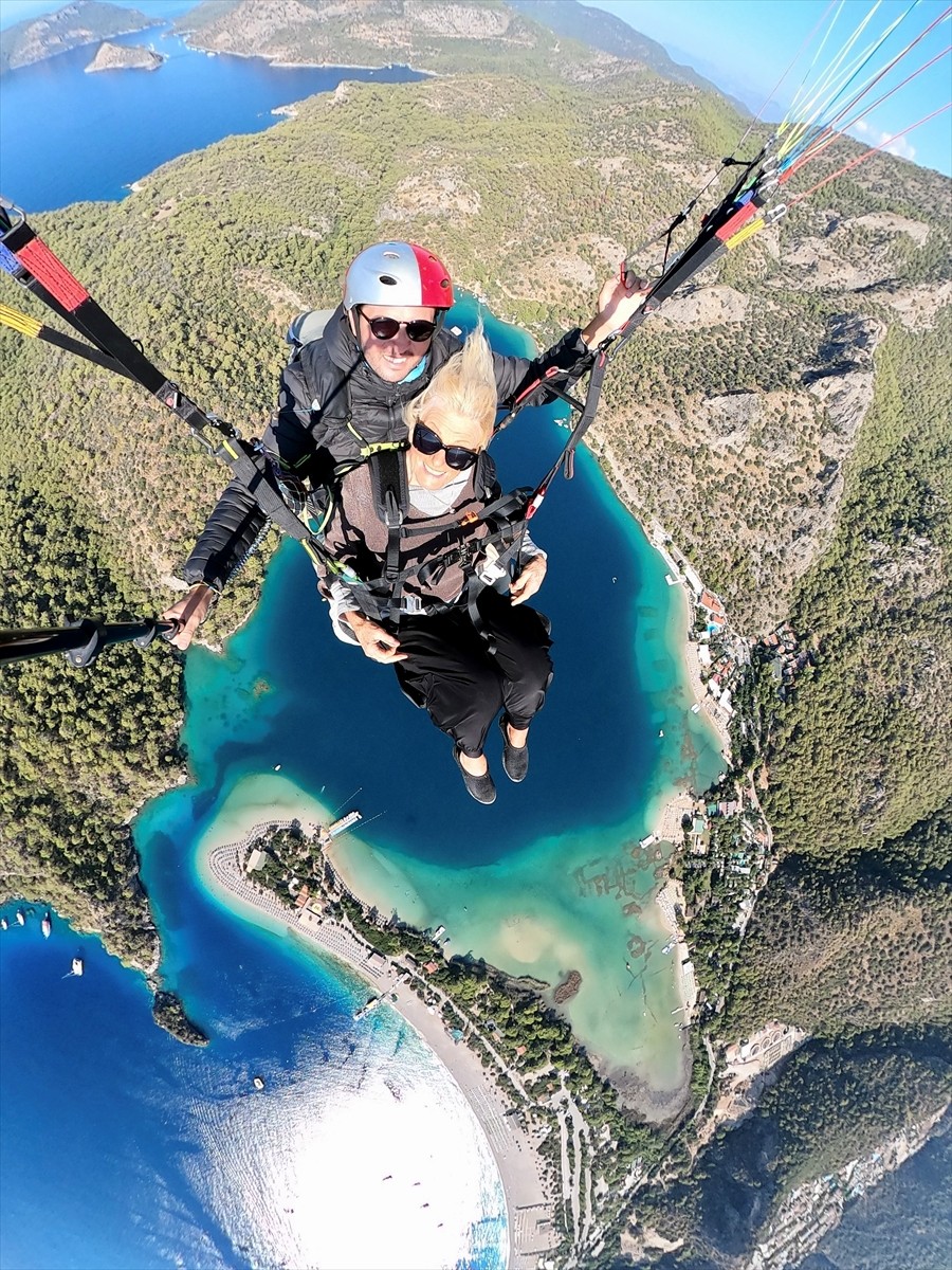 Muğla'nın Fethiye ilçesinde 86 yaşındaki Jan Dorser ile 81 yaşındaki Dirkje Blankvorrt adlı iki...