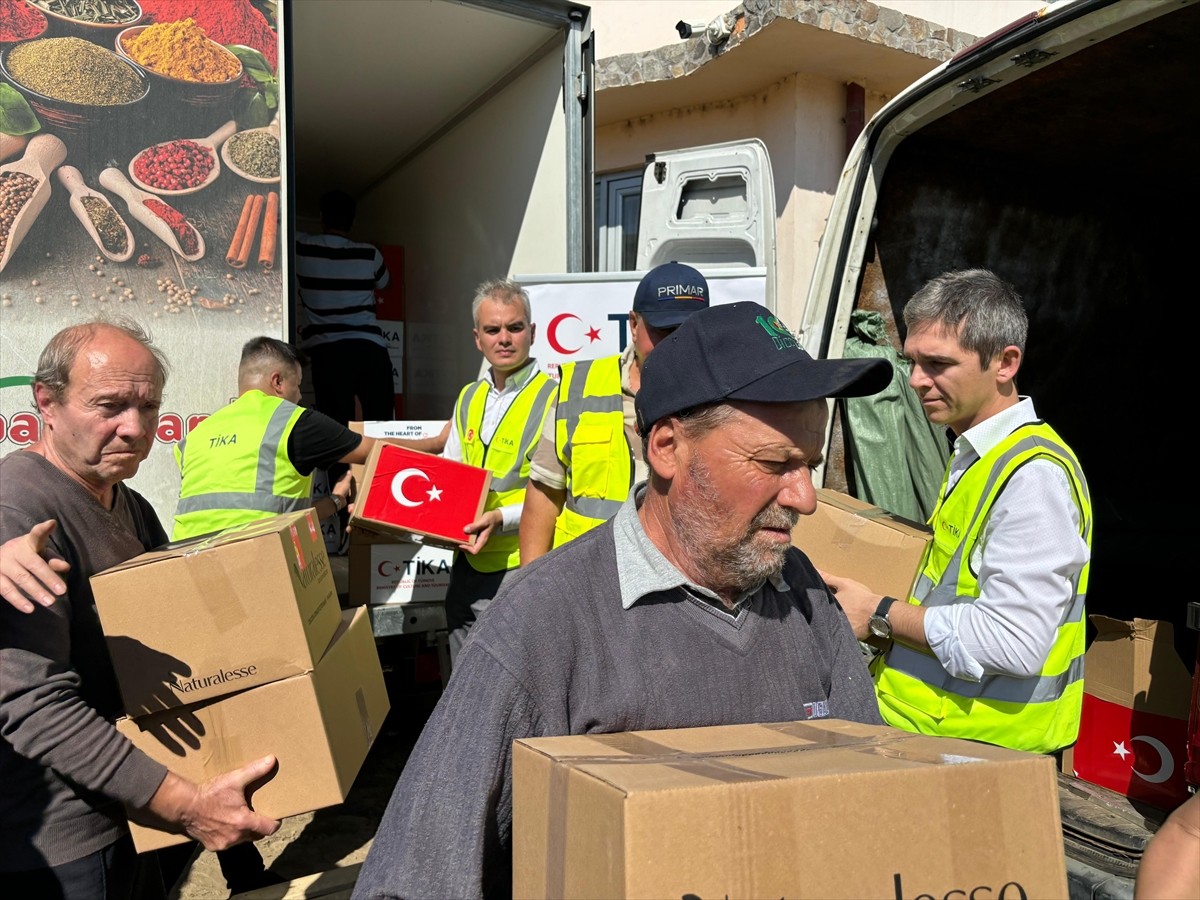 Türk İşbirliği ve Koordinasyon Ajansı Başkanlığı (TİKA), Romanya'nın Galati şehrinde sel...