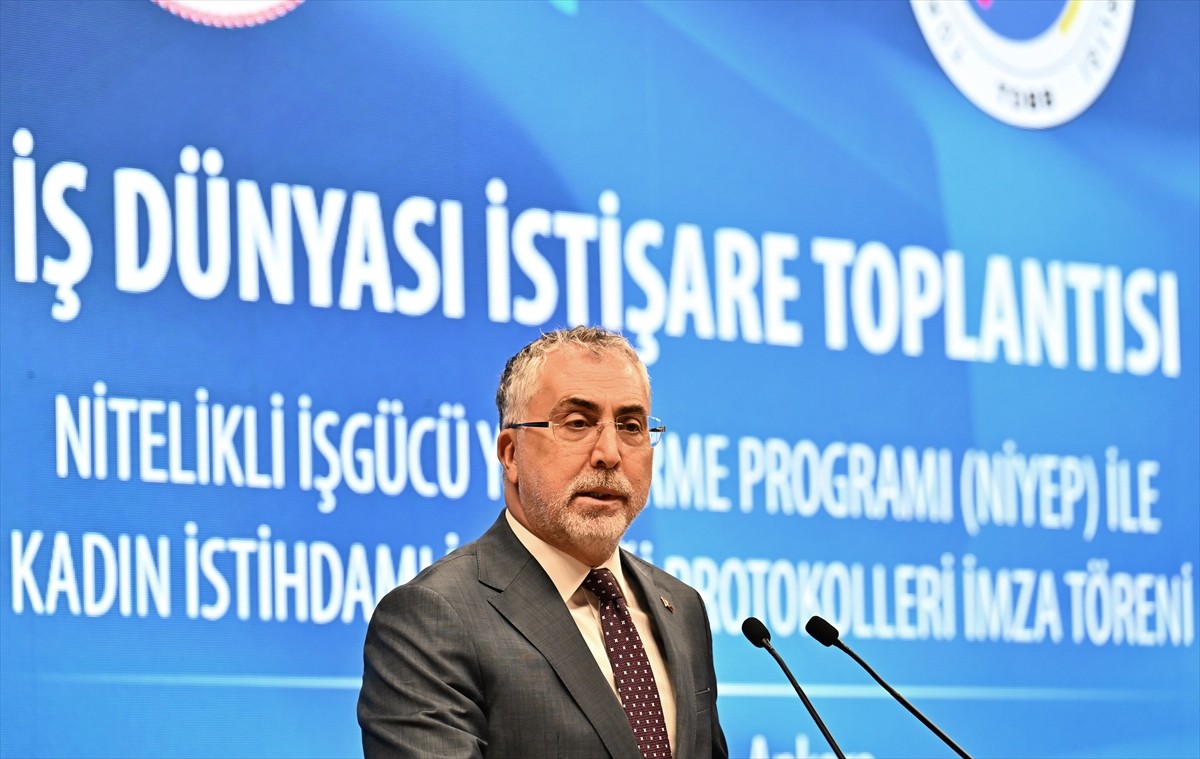 Türkiye Odalar ve Borsalar Birliği (TOBB) ev sahipliğinde TOBB İkiz Kuleler Konferans Salonu'nda...