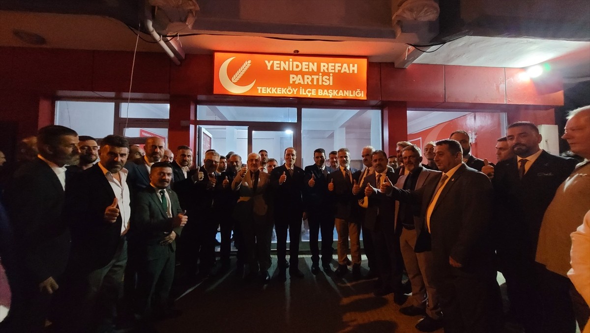 Yeniden Refah Partisi Genel Başkanı Fatih Erbakan, Samsun’un Tekkeköy ilçesinde partisinin ilçe...