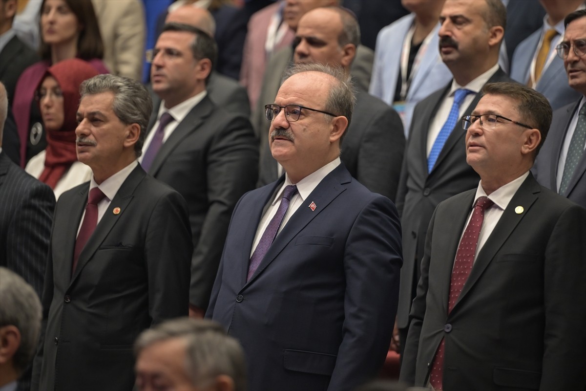 Ankara'da Atatürk Kültür, Dil ve Tarih Yüksek Kurumunun yeni binasındaki konferans salonunda...