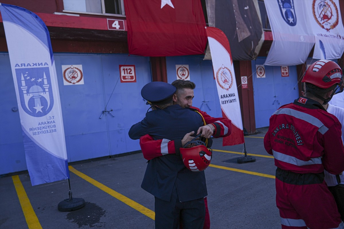 Eğitimlerini başarıyla tamamlayarak Ankara İtfaiyesine katılmaya hak kazanan 150 itfaiye eri için...