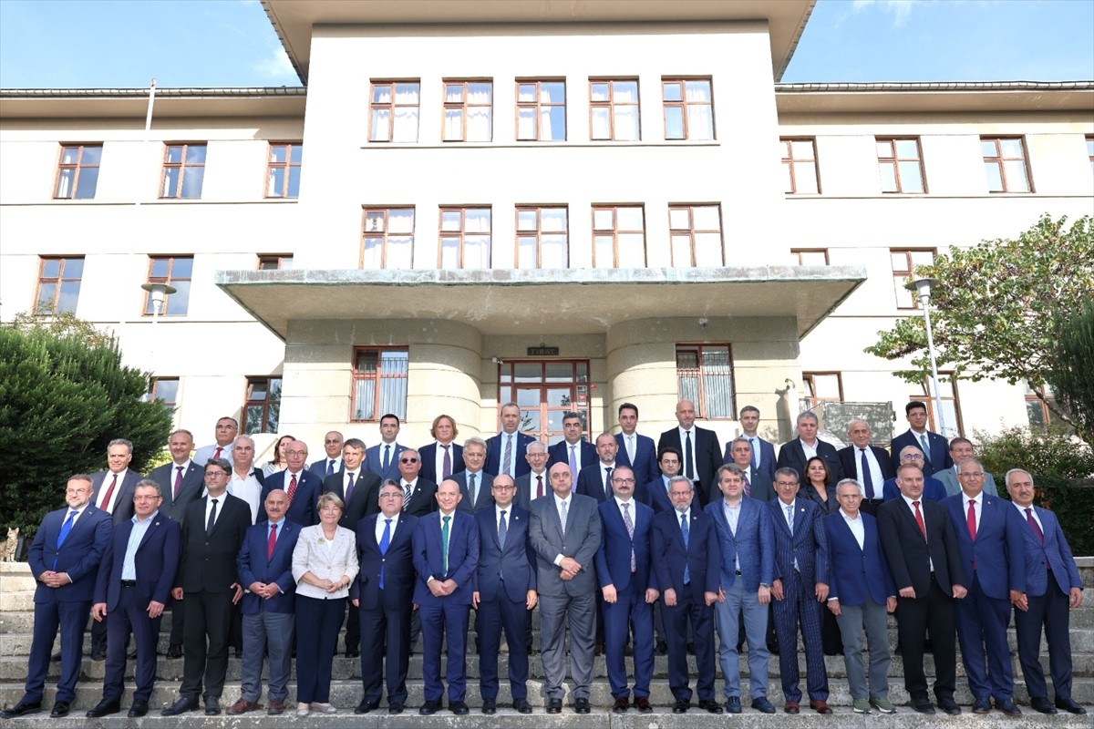 Üniversite Hastaneleri Birliği (ÜHB) Genel Kurul Toplantısı, İstanbul Üniversitesi-Cerrahpaşa ev...