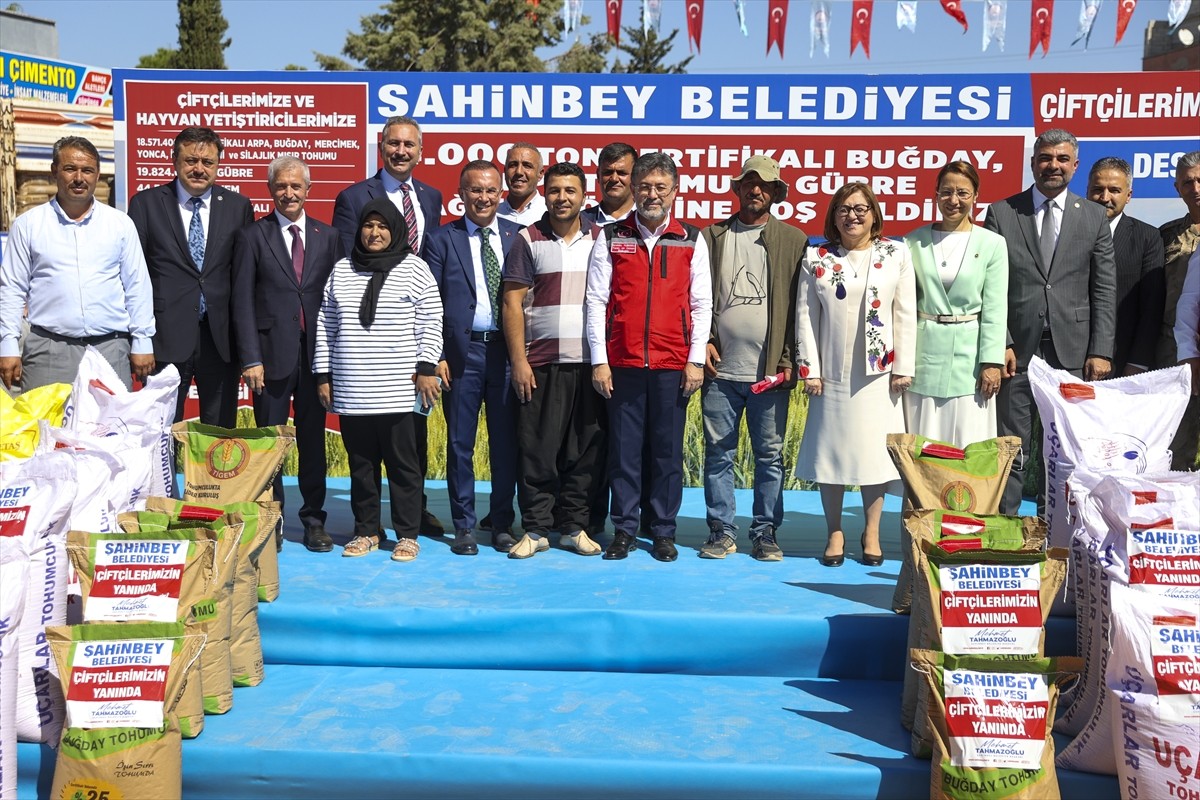 Tarım ve Orman Bakanı İbrahim Yumaklı, Gaziantep'te Şahinbey Belediyesinin gübre ve tohum dağıtımı...