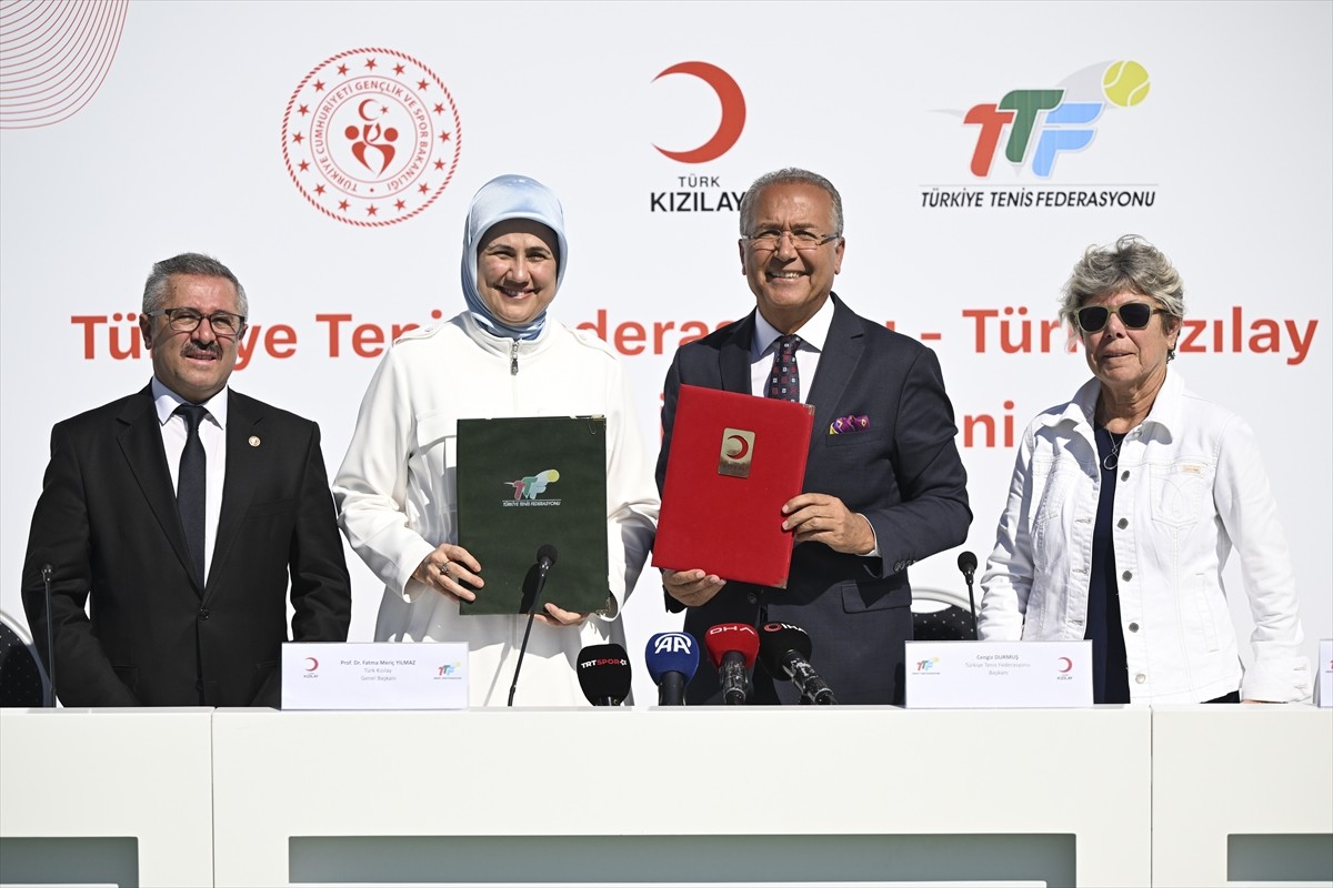 Türkiye Tenis Federasyonu (TTF) ile Türk Kızılay, kan bağışı, ilk yardım, gönüllü yönetimi ve...