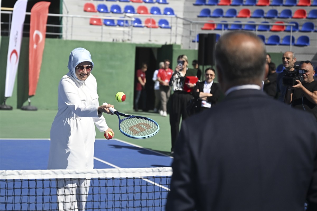 Türkiye Tenis Federasyonu (TTF) ile Türk Kızılay, kan bağışı, ilk yardım, gönüllü yönetimi ve...