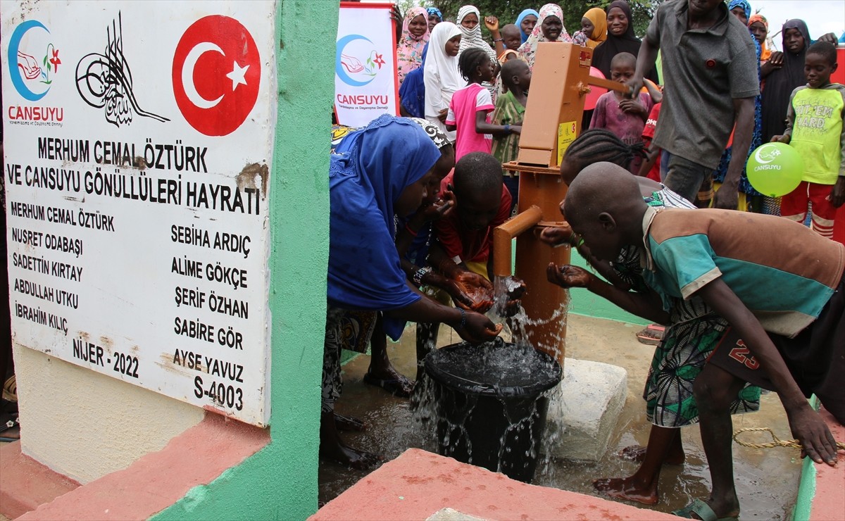 Cansuyu Yardımlaşma ve Dayanışma Derneği tarafından, Afrika ve Asya'da 25 ülkede bugüne kadar 4...