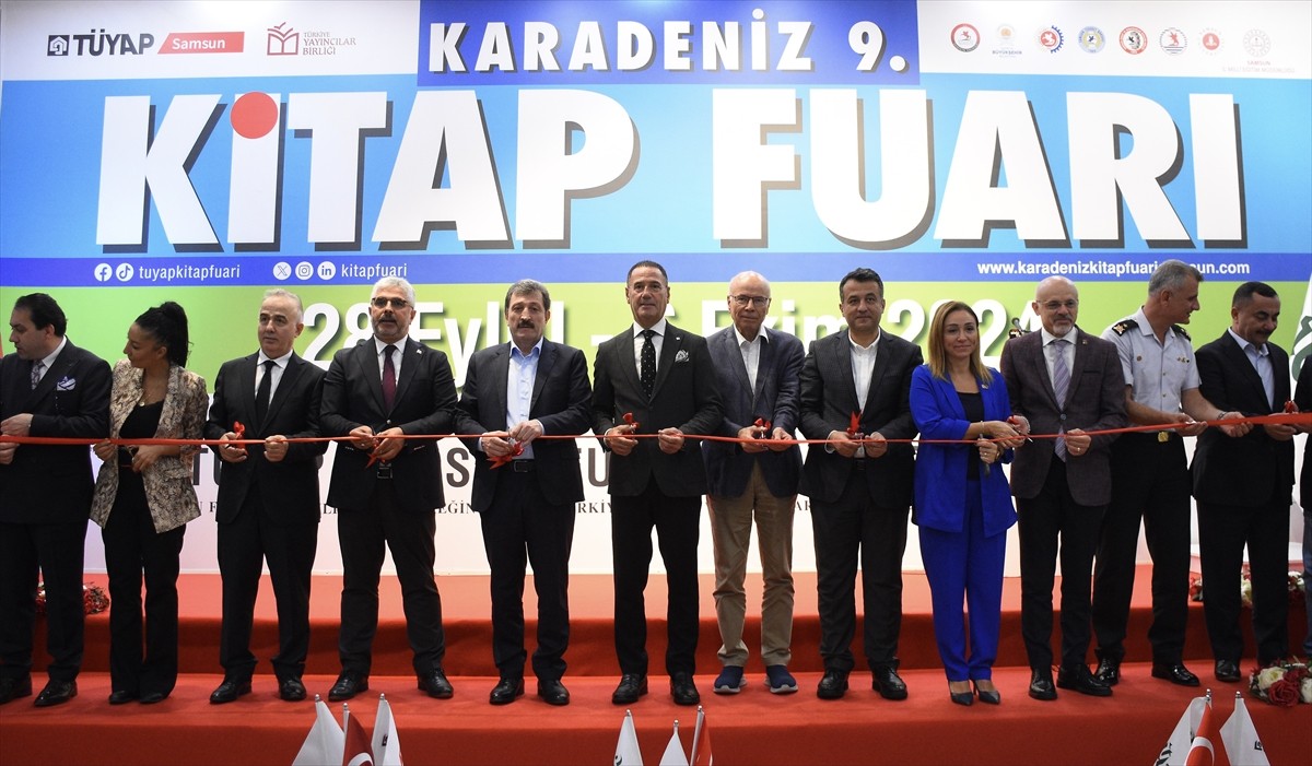 TÜYAP Tüm Fuarcılık Yapım AŞ ve Türkiye Yayıncılar Birliği tarafından düzenlenen Karadeniz 9....