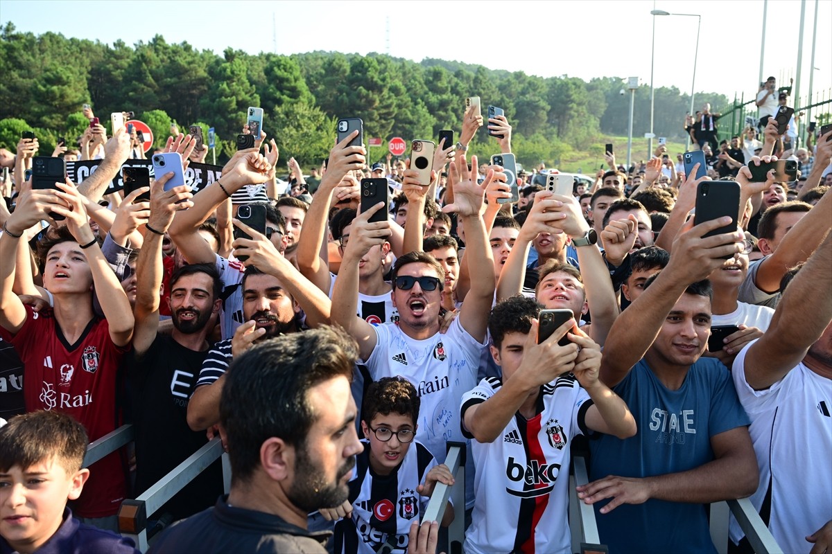 Beşiktaşlı taraftarlar, Trendyol Süper Lig'in 7. haftasında yarın Kayserispor'a konuk olacak...