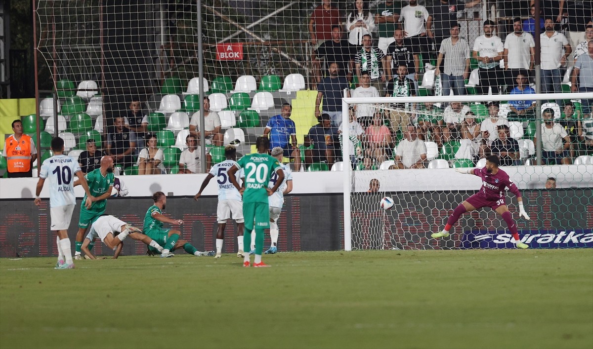 Trendyol Süper Lig'in 7. haftasında Sipay Bodrum FK ile Adana Demirspor, Bodrum İlçe Stadyumu'nda...