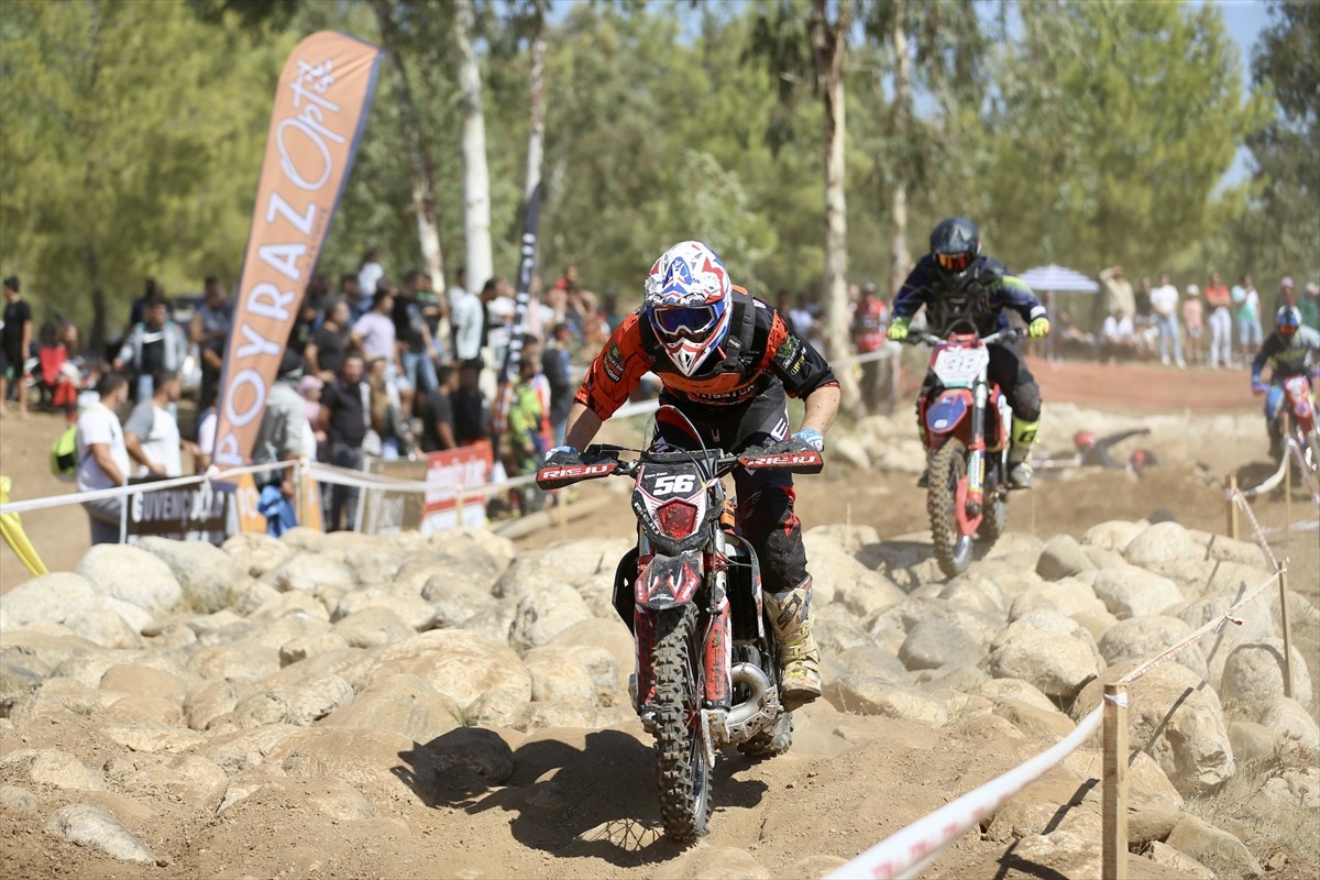 Türkiye Süper Enduro Şampiyonası'nın final ayağı, Muğla'nın Fethiye ilçesinde yapıldı. Esenköy...