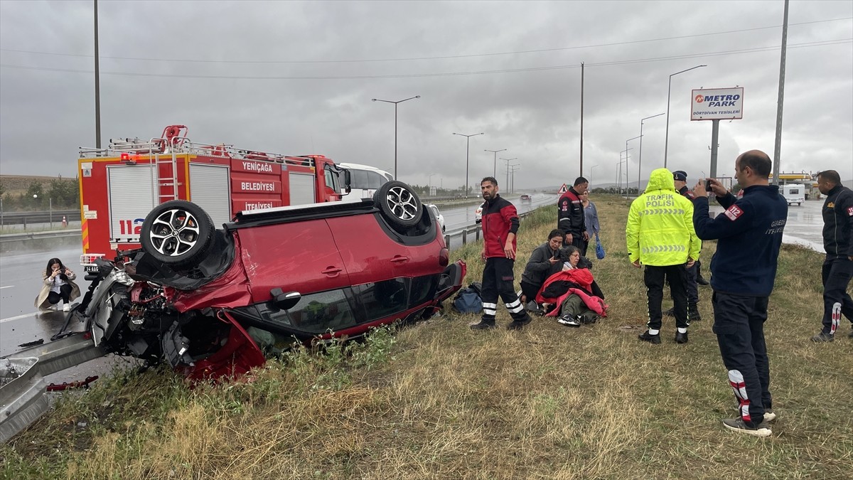 Anadolu Otoyolu'nun Bolu kesiminde meydana gelen trafik kazalarında 7 kişi yaralandı.