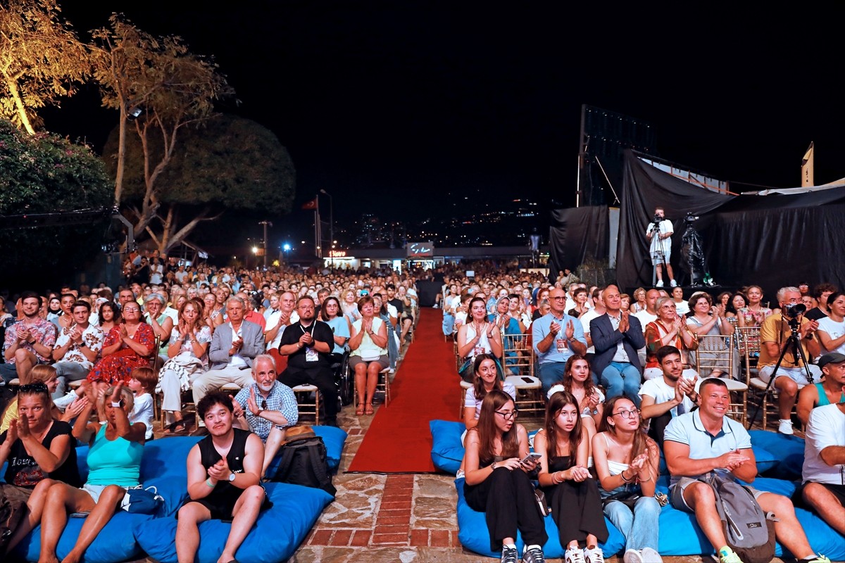 Antalya'nın Alanya ilçesinde düzenlenen 19. Uluslararası Alanya Caz Festivali, Barış Doğukan...