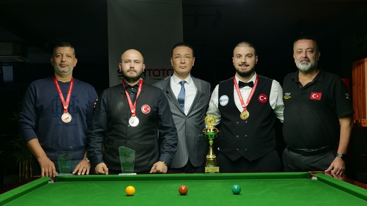 Bilardoda 2024 Snooker Şampiyonası 3. Etap'ta dereceye girenler belli oldu. Yarı final...